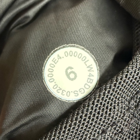 lululemon athletica Black Reversible Bomber Jacket with pockets size 6 - Picture 14 of 14